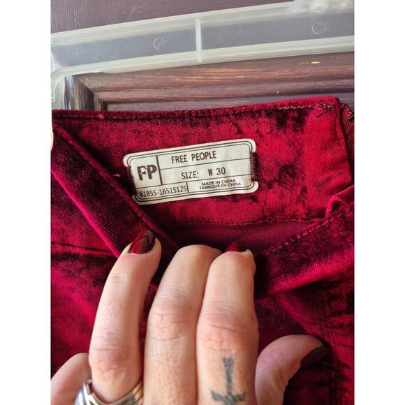 Free People burgundy velvet mini skirt with stretch womens size 30 or size 8 - Picture 3 of 4